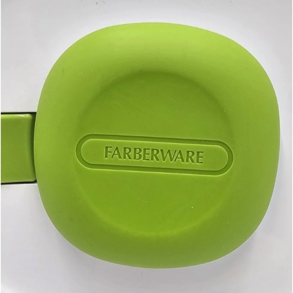 Farberware Pro Pump Salad Spinner Green Large Plastic Bowl Colander Locking Lid
